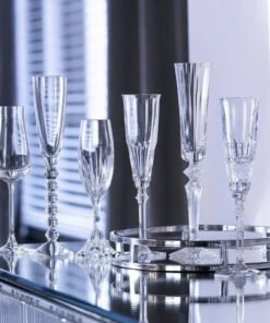 Baccarat. Made in France 🇫🇷 Bộ ly Champagne Baccarat bubble. Bộ 6 ly mỗi ly 1 kiểu dáng không phải dòng hiếm nhưng rất được các tín đồ Baccarat yêu thích.