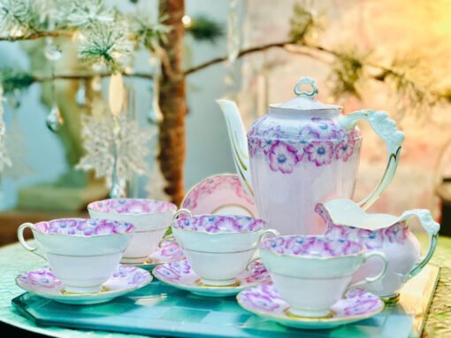 Paragon tea set. made in England 🏴󠁧󠁢󠁥󠁮󠁧󠁿 Bộ set trà Paragon hoa đào Gồm 1 ấm trà 1 cặp đường sữa và 4 set trà.