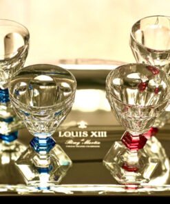 Ly pha lê Baccarat. Made in France 🇫🇷 Bộ 4 ly Baccarat harcourt với viên pha lê màu xanh và đỏ.