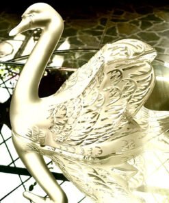 Lalique swan. Made in France 🇫🇷. Thiên Nga pha lê của Lalique này là một món đồ không thể thiếu với các nhà sưu tập pha lê hiệu.