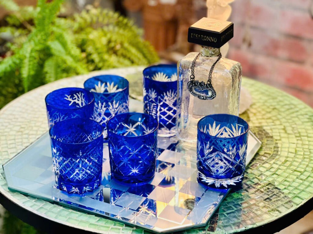 Bộ 6 cốc rượu pha lê mix dáng xanh cobalt blue. Pha lê khắc tay thủ công